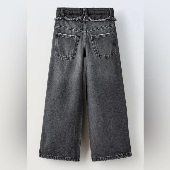 Jeans - Picture 2 of 3